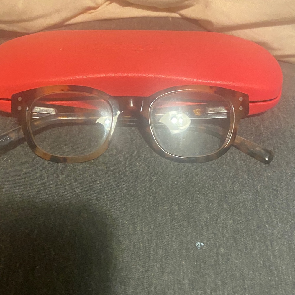 Eyebobs Tortoise Shell Glasses With Red Case